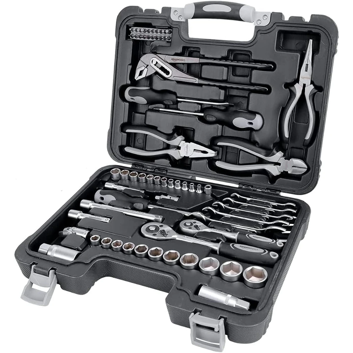 Compact Ratchet and Socket Set